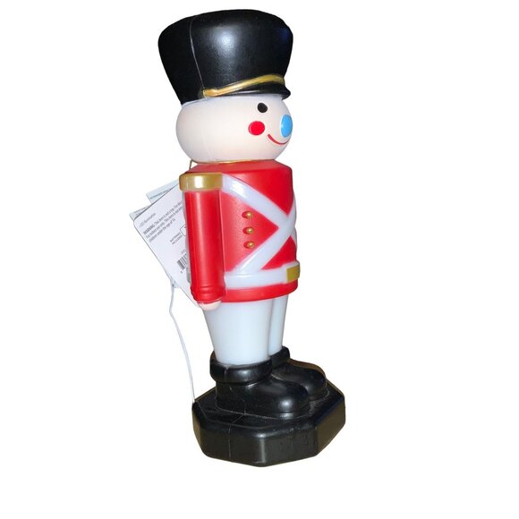 Soldier Blow Mold 11 Inch with Tags Lighted - Picture 7 of 15